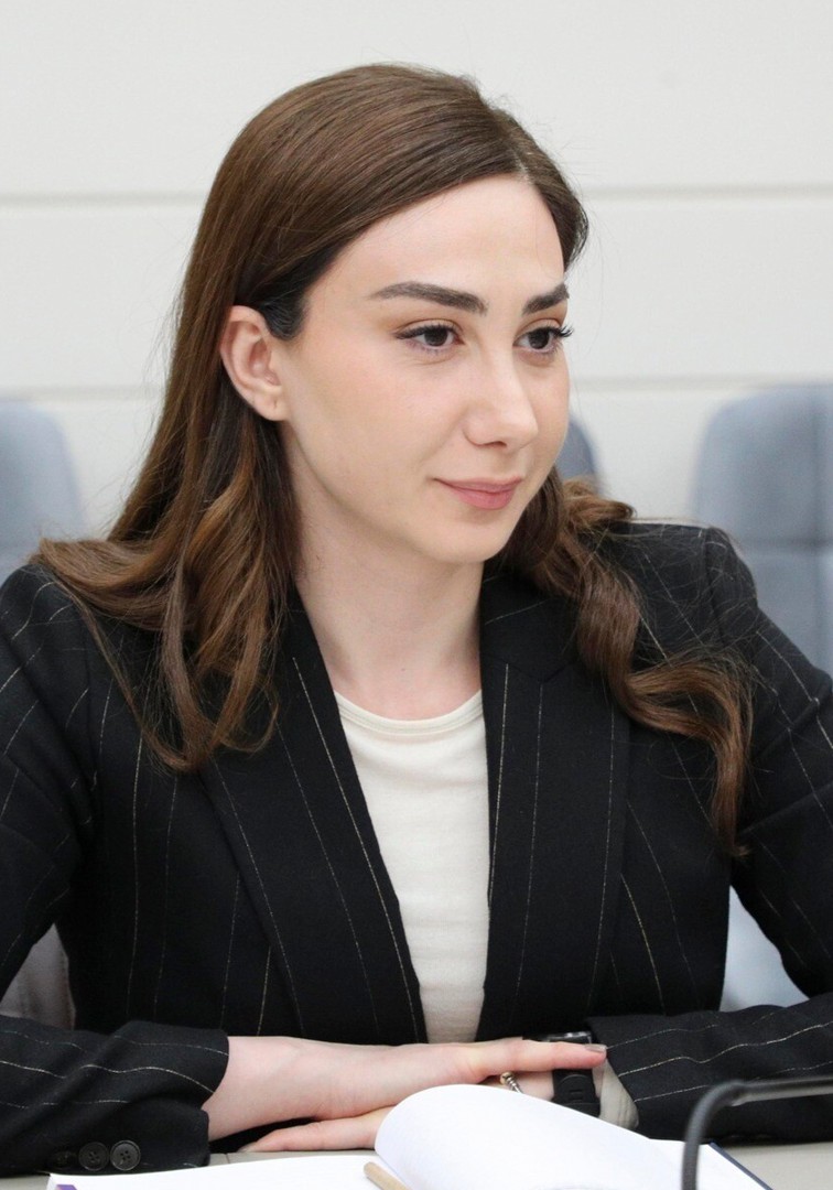 Մերի Գալստյանը