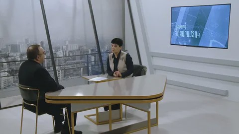 Սոնա Ղազարյանի հարձակումը եկեղեցու վրա